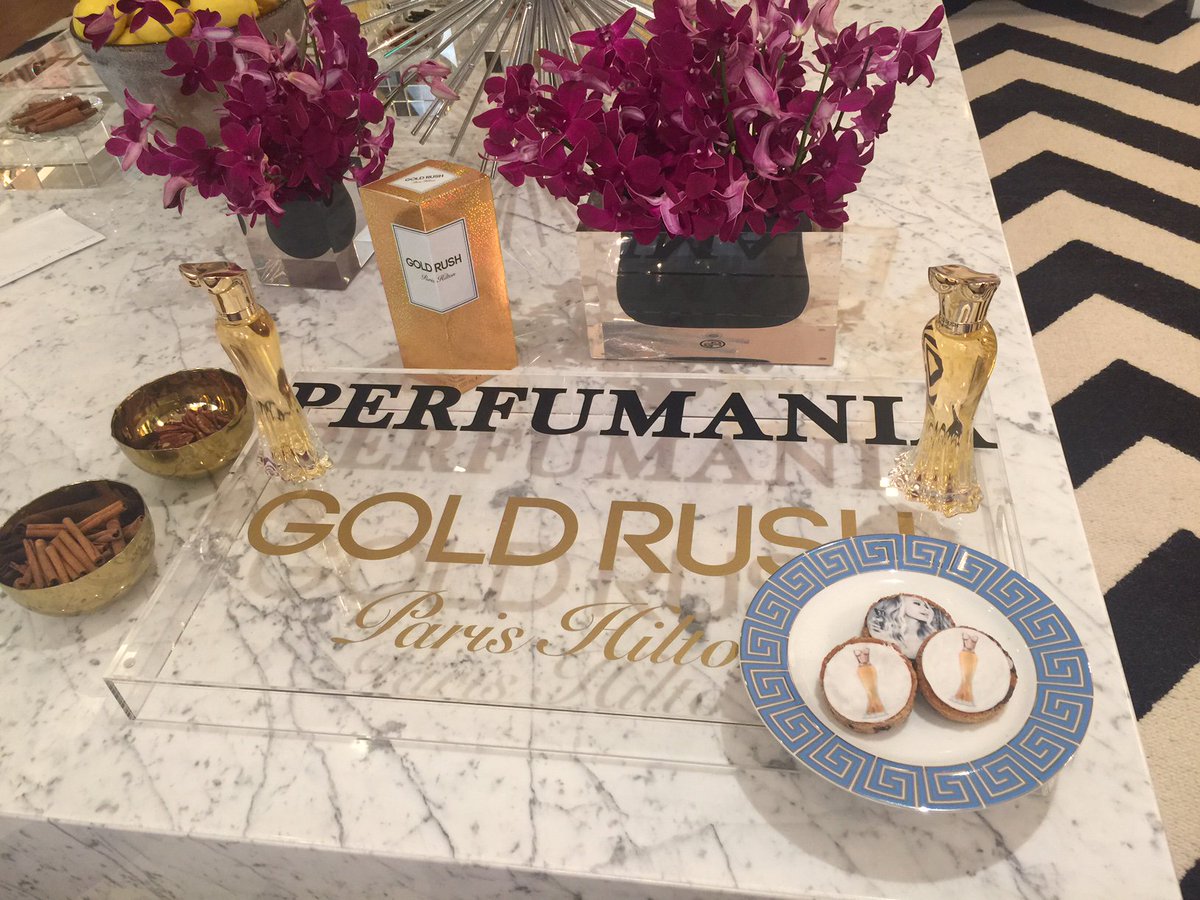 RT @JILLFRITZO: Congratulations @ParisHilton on fragrance #20! #MyGoldRushMoment available @Perfumania LOVE that bottle! https://t.co/SooKP…