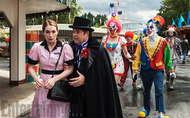 RT @EW: .@FeliciaDay meets @SeanAstin at a creepy carnival in this first look at #TheLibrarians:
https://t.co/6pJ7tsjXYI https://t.co/SrNQJ…