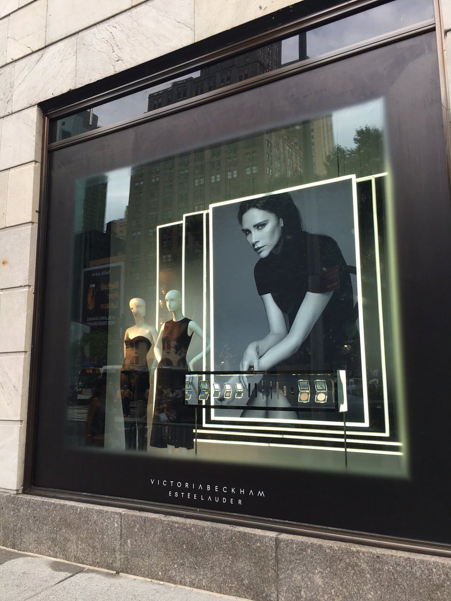 Excited to come & launch my #VBxEsteeLauder make up at @Bergdorfs NYC. I'll be on the counter at 5.30pm today! X VB https://t.co/8zC8DL4F1Z
