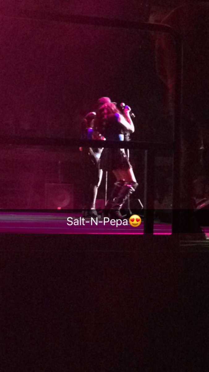 RT @1YungWolf: @TheSaltNPepa tonight at the #ILoveThe90sTour ???? https://t.co/hGam4d3SZN