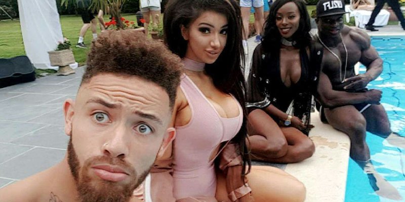 RT @MTVUK: #ExOnTheBeach's @MrAshleyCain & @chloekhanxxx look ???? as they hang out together by the pool: https://t.co/mXUn4y0DBE https://t.co…