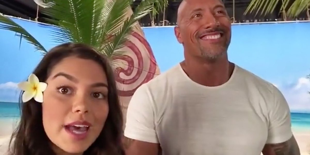 RT @CBR: WATCH: @TheRock Faces Moana Co-Star @auliicravalho In a People's Eyebrow Contest

https://t.co/m5HvbGIg2h https://t.co/9OCmkAajWT