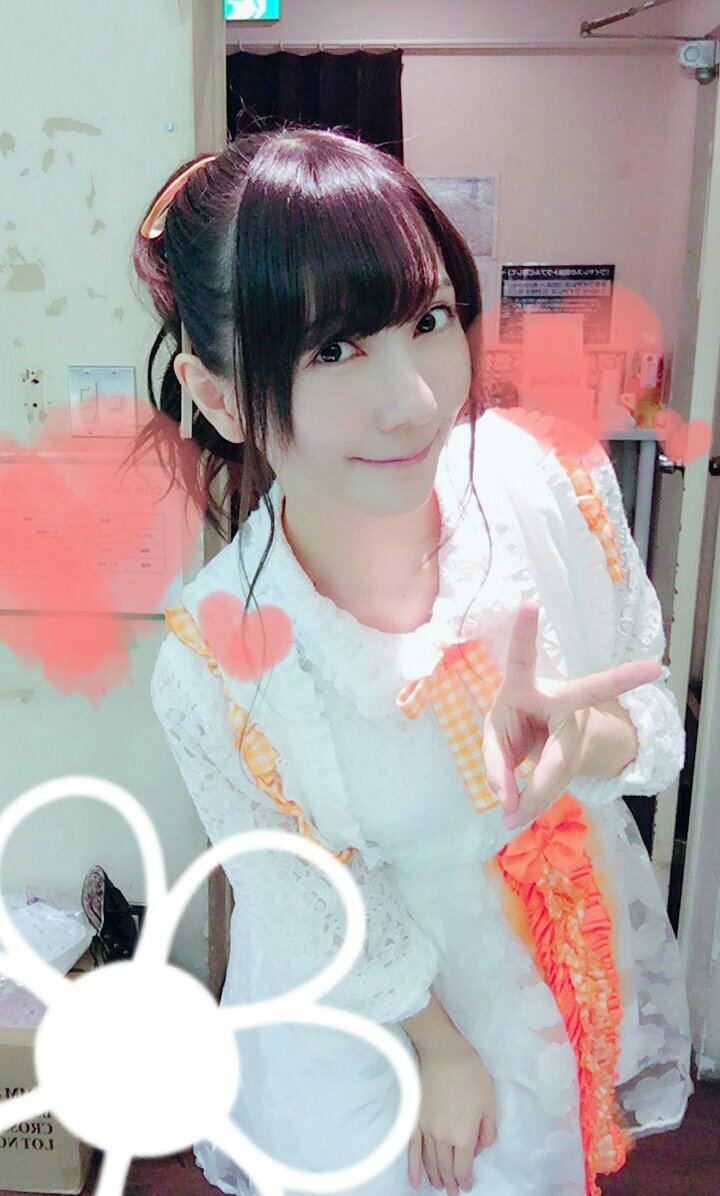 VENUS PROJECT LIVEいらして下さった皆さんありがとうございました♪今日はメンバーと歌う曲が多くて楽しかっ VENUS PROJECT LIVEいらして下さった皆さんありがとうございました♪今日はメンバーと歌う曲が多くて楽しかっ