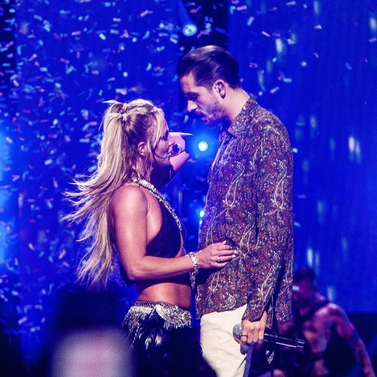 Performing with @G_Eazy was AMAZING ???????????????????????????????????????????????? #iheartfestival https://t.co/2iHKNlnzLx