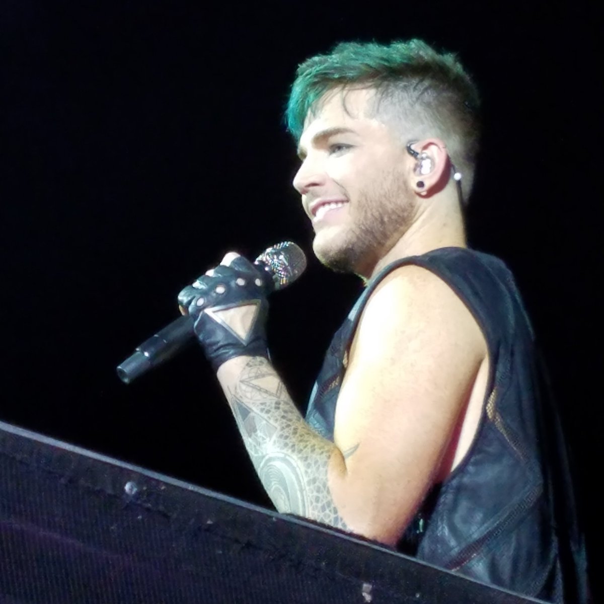 adamlambert_pic photo