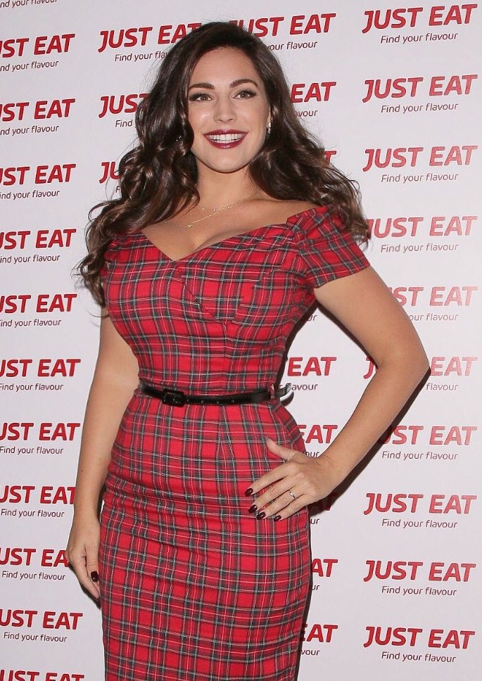 Such a Fun Night @JustEatUK Dress @ThePrettyDress #FindyourFlavour https://t.co/Hcy8SeJ38g