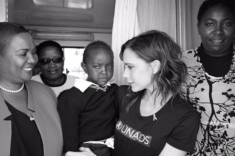 First morning in Kenya visiting Beyond Zero mobile clinic with @brooklynbeckham x @BeyondZeroKenya @UNAIDS VB https://t.co/11DxvLdWHh