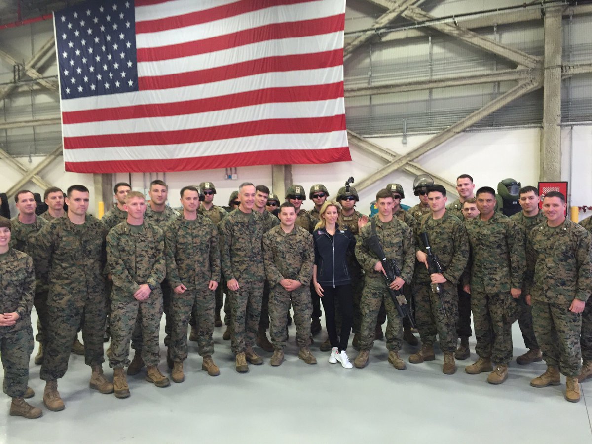 #TBT to an awesome hang w/@the_USO and our incredible troops. #thankyou https://t.co/U3zVLQXjMl