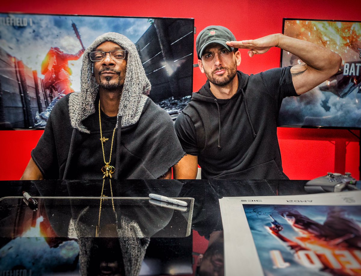 RT @Jessewelle: Went into battle with the homie @SnoopDogg playing the new Battlefield today. You catch the stream? https://t.co/DtaSBfAI9r