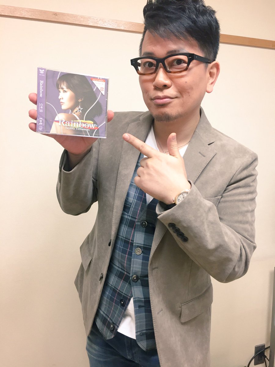 さや姉にソロのファーストアルバム頂きました。 最近色々溜まってるので、素敵な歌声に癒されよう♪( ´▽`)