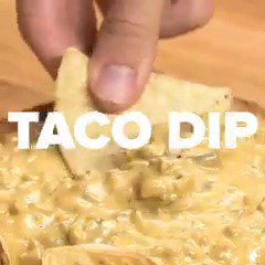 8 Easy Party Dips // FULL RECIPES: https://t.co/cWGYho7TLz https://t.co/SQ0rkZb61R