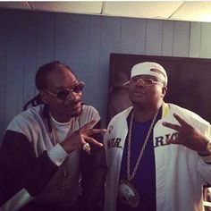 RT @E40: HAPPY BIRTHDAY COUSIN @SnoopDogg https://t.co/B1NTeqf9EP