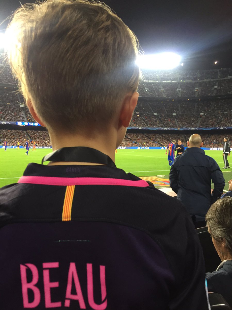 #Barcelona #luckyboy #messi https://t.co/zPPWGOksQs