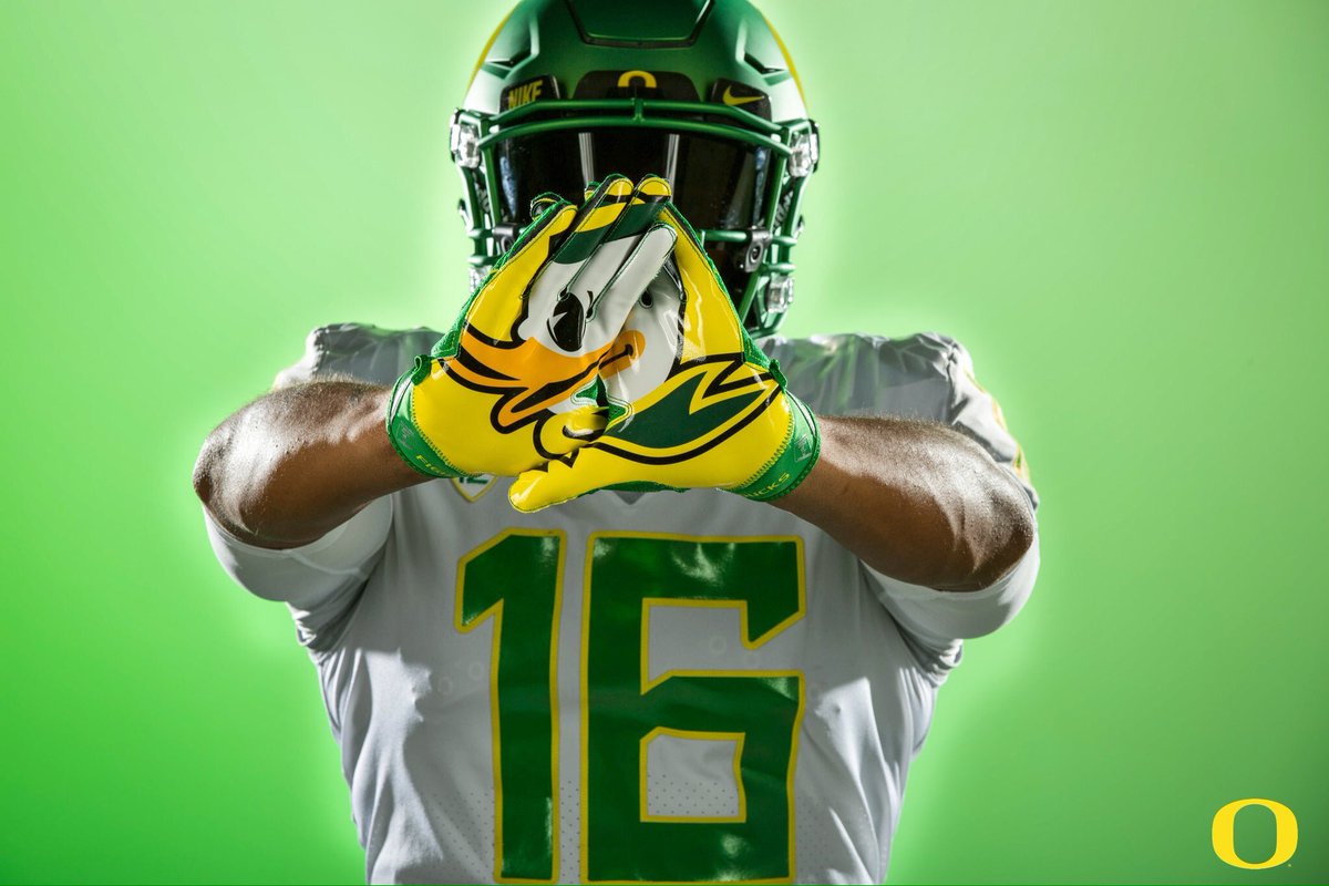 Oregon&#039;s uniforms for tonight&#039;s game against cal - scoopnest.com