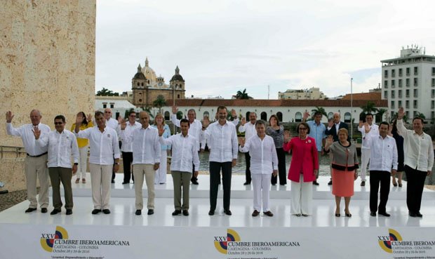 Resultado de imagen para ppk en la cumbre iberoamericana