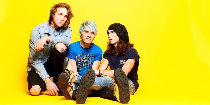 RT @rocksound: The new Waterparks song is so, so, SO catchy. Listen: https://t.co/RYdjmFBnnh https://t.co/vDYBjqJRXp