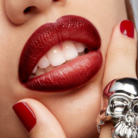 Follow by Email Pacifica's 7 Free Nail Polish is long lasting and void of many chemicals that one would find in traditional nail polish. Amazing vibrant colors that go on smooth and stay put, in addition to a custom wide % vegan brush for easier application. 7 FREE is formulated without parabens, phthalates (dibutyl phthalate), toluene, xylene, camphor, formaldehyde, resin, and animals.