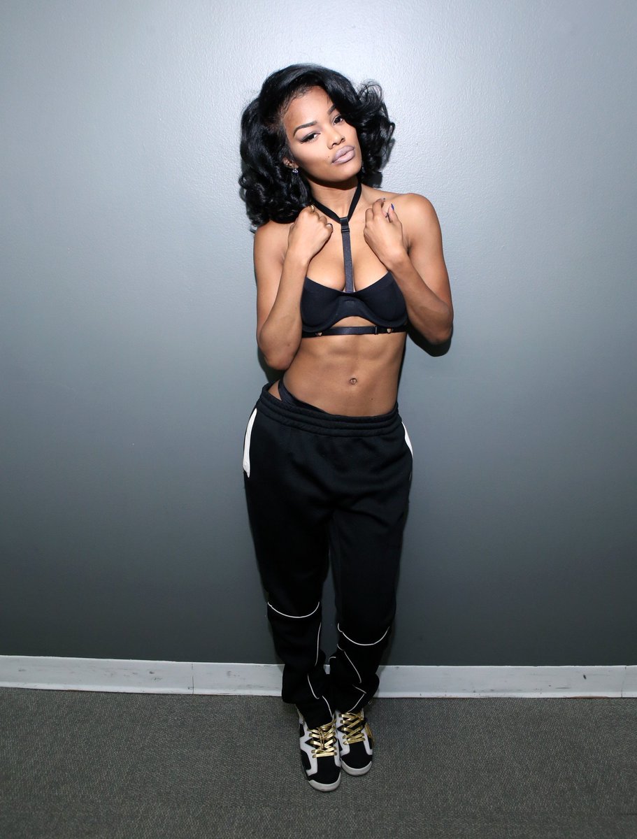 RT @FashionCanada: Yesss! @TeyanaTaylor is coming out with workout videos https://t.co/FIxiZ9J7HX https://t.co/eQFqDaynVW