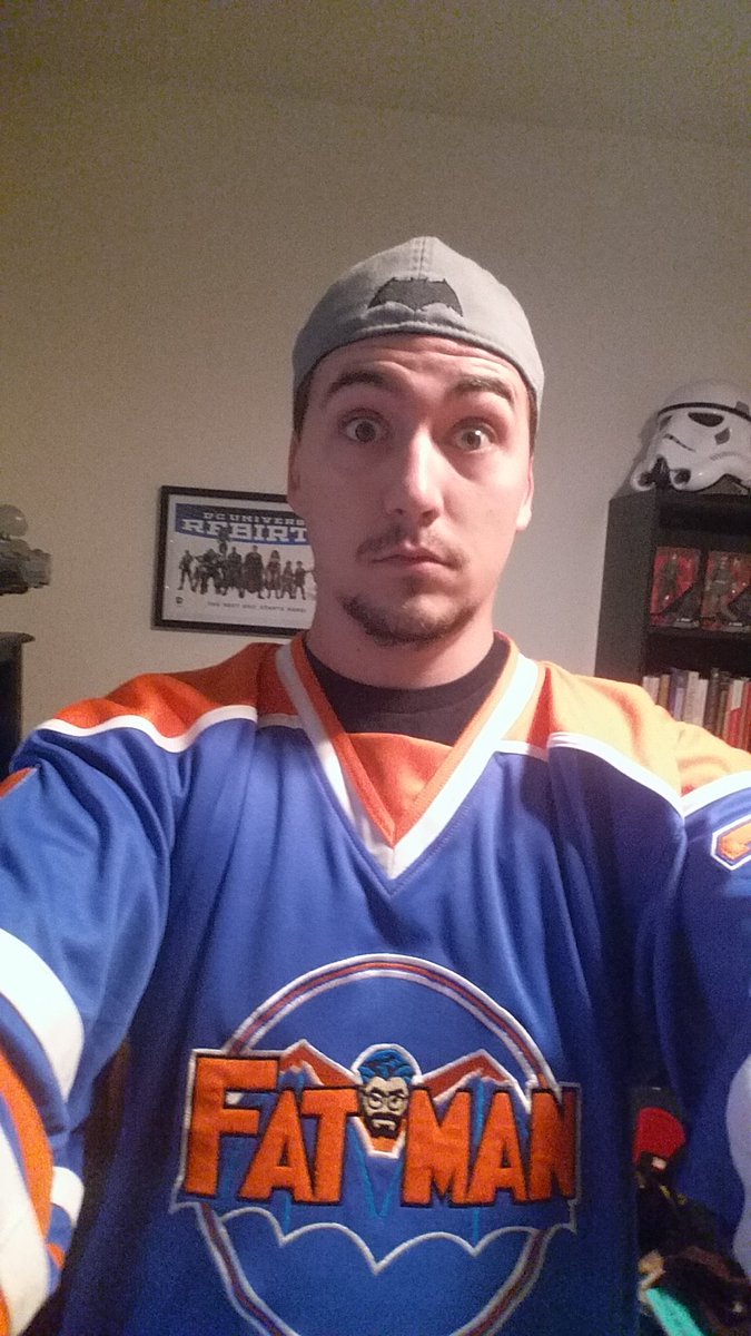 RT @ForrestJSS: I'm @ThatKevinSmith for #halloween now all I need is @marcbernardin https://t.co/D5g1vS4L5S