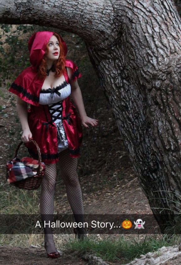 Happy Halloween! Be sure to check my snap story today ???????????? #littleredridinghood https://t.co/t4zF2e6JI7