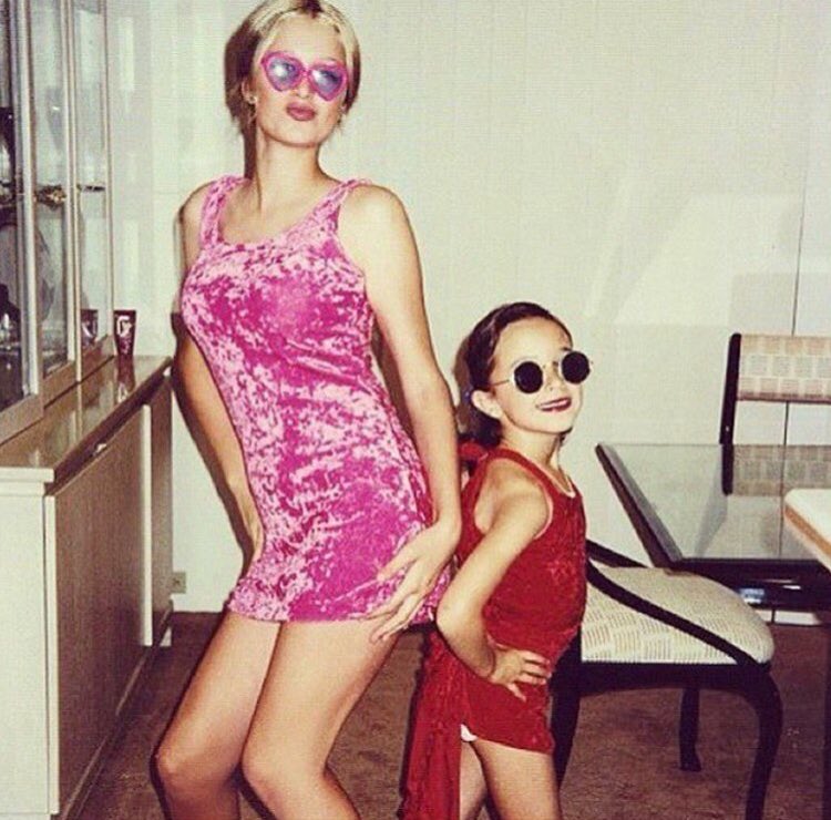 My #PartnerInCrime since Day 1 ???? #HappyBirthdayFarrah ???? https://t.co/znCs5bIvrF