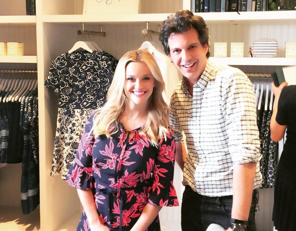 RT @extratv: .@RWitherspoon is taking @TheRealAdamSays inside @draperjames’ new Dallas store! Tonight on #ExtraTV! https://t.co/QLMASfT7aa