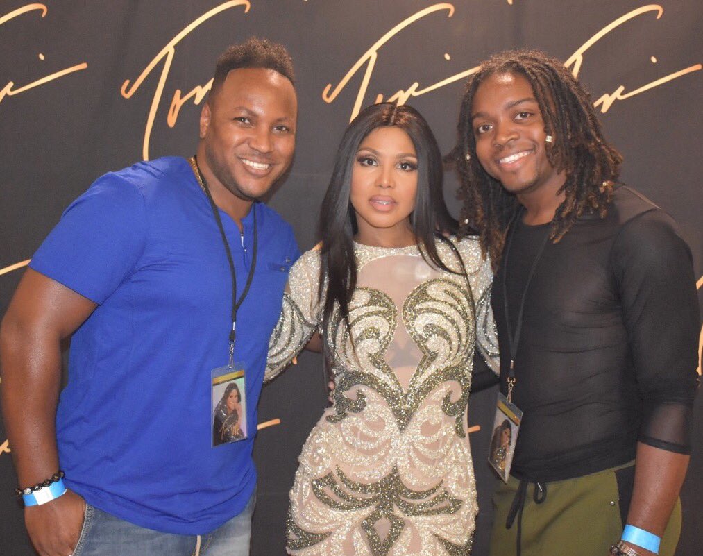 RT @KiChi_YoKo: I ❤️me some HER ???? @tonibraxton & @JeremyDClark1 https://t.co/eh1wKskIy4