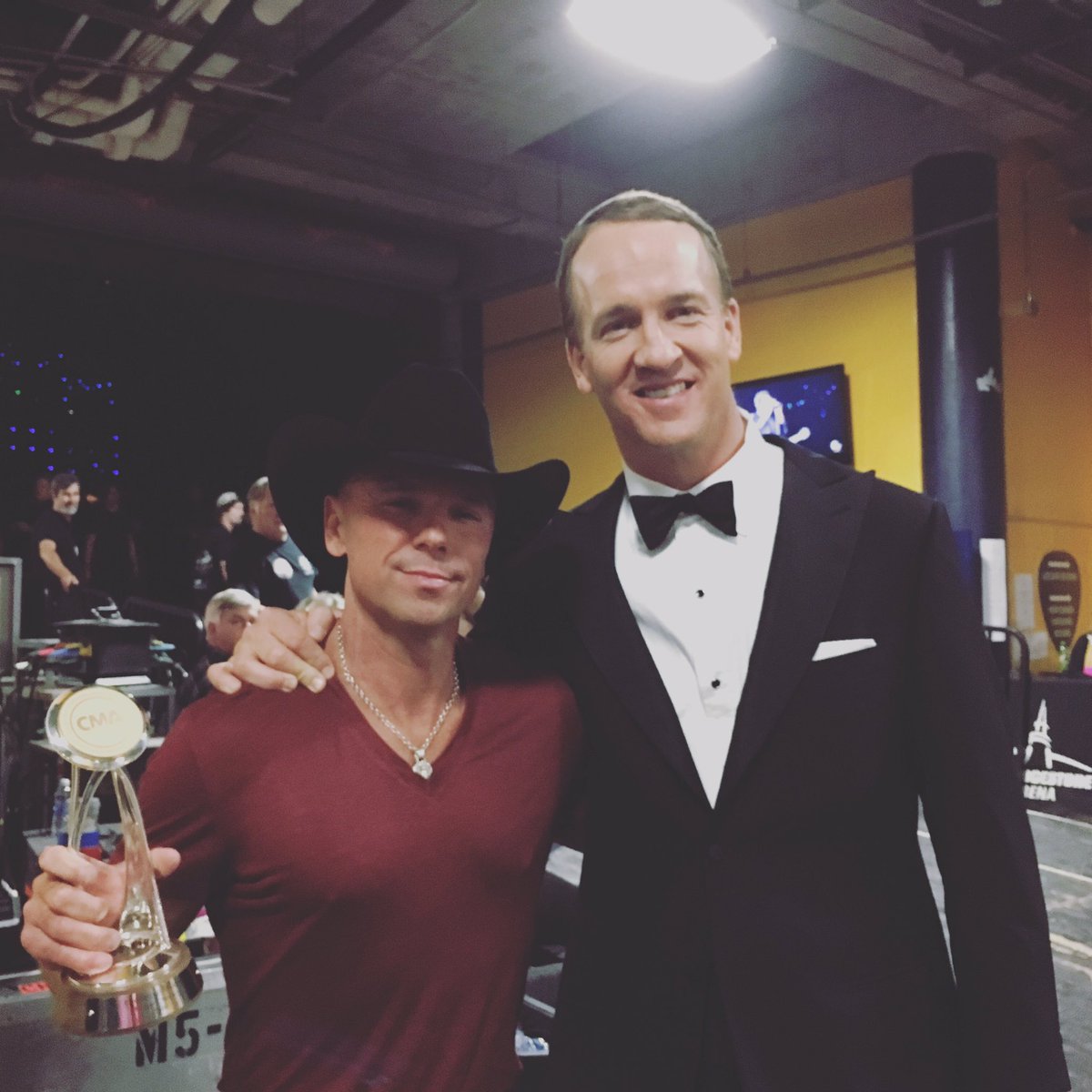 Kenny chesney peyton manning gay - Adult gallery