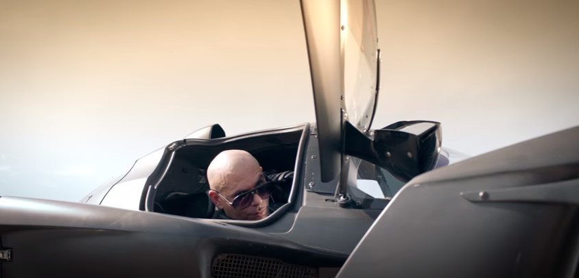 Ready to ride to Abu Dhabi #TravelTuesday #PitbullAtF1 #AbuDhabiGP #Dale https://t.co/e7G4LGkP5o