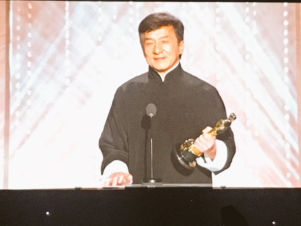 RT @Lin_Manuel: Jackie Chan won an honorary Oscar tonight and that makes me very happy. https://t.co/uHVYpiZYUc