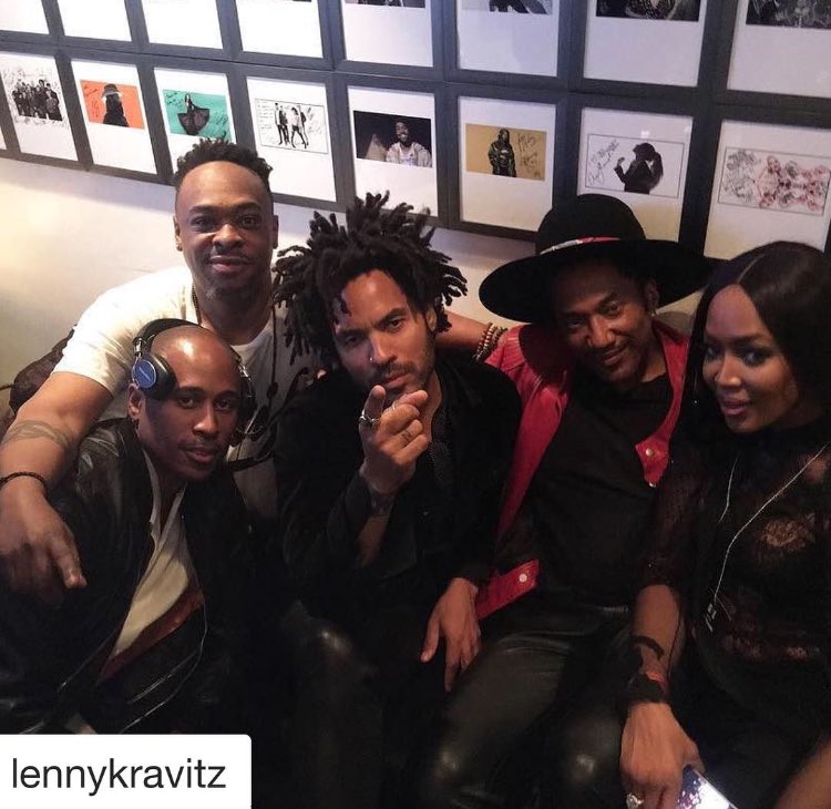 #Repost @lennykravitz
・・・
Backstage @nbcsnl. @atcq just killed it. @iamnaomicampbell @nbcsnl. @qtiptheabstract https://t.co/6qaGjDIJz9