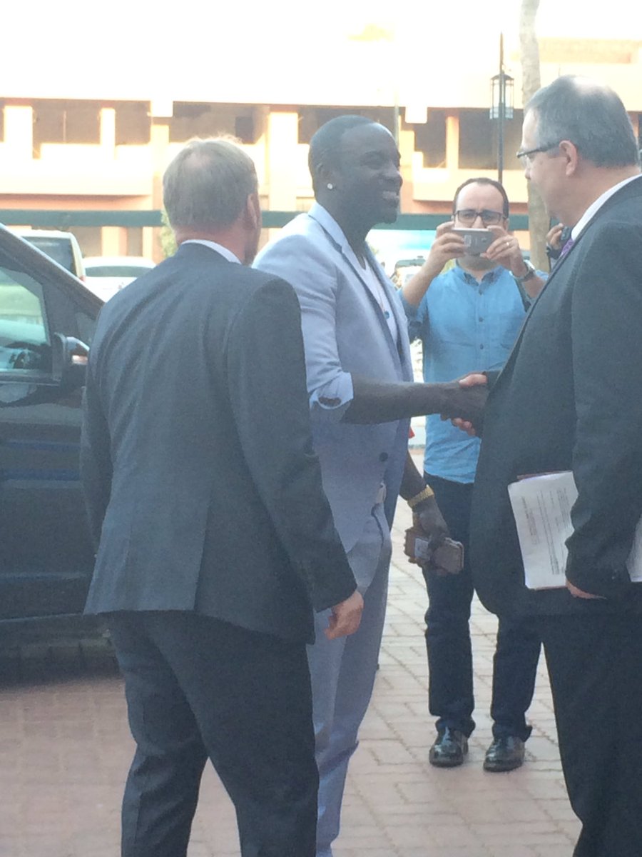 RT @wclimate: Akon has arrived and was welcomed by @anscoo and @JensNielsen26 at #WCS2016 https://t.co/rqgs8vN1yu