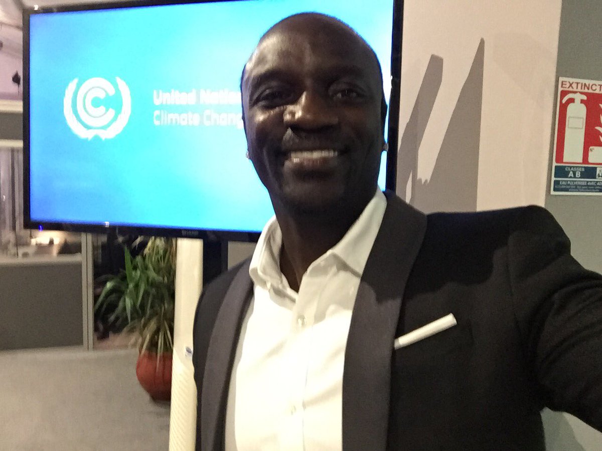 RT @COP22: .@Akon took a selfie for the planet at #COP22! What about you? #ActionTime https://t.co/2Cb9iDw49b