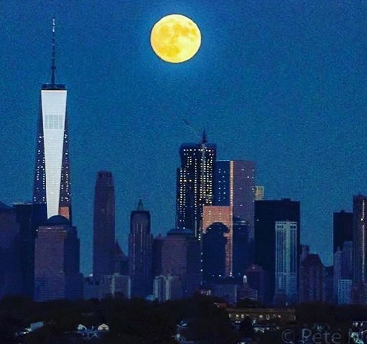#beautiful #supermoon ❤️❤️❤️❤️????????#biggestsince1948 https://t.co/ONjrrJCQom