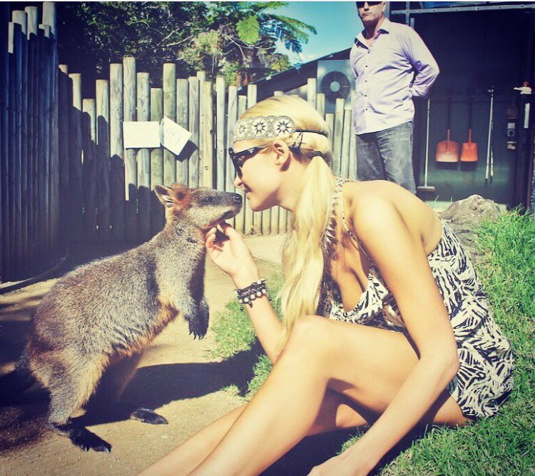 #Kisses in #Australia ???? https://t.co/iXr2qp67UZ