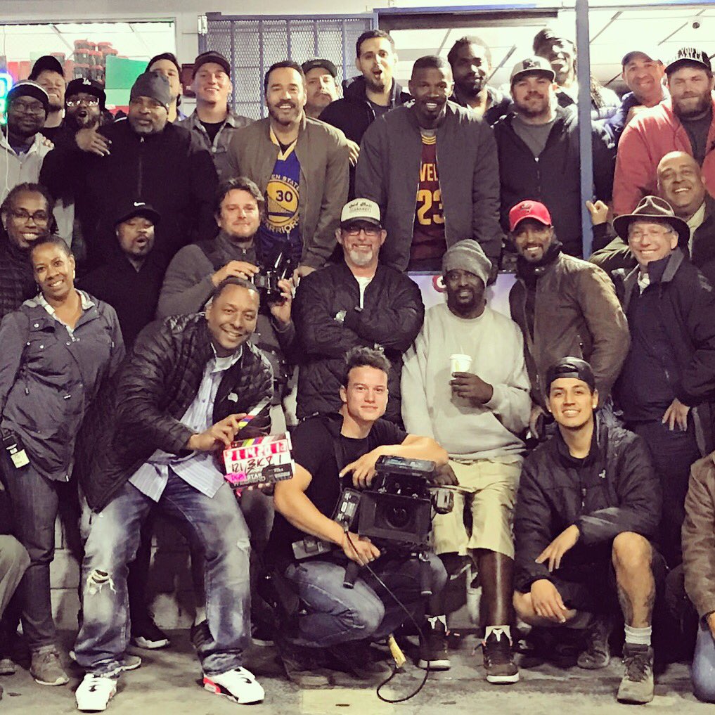 Never had this much fun on a set... Didn't want this ride to end yet it's a wrap!!! #allstarweekendthemovie https://t.co/2AHZH4VyAS