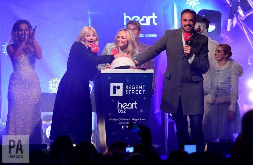 RT @IanWest_PA: Regent Street christmas lights switch on 2016 with @thisisheart https://t.co/J7A6yDQWyO https://t.co/xs18ZP34lR