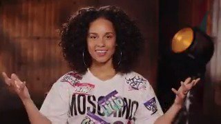 Girl Can’t Be Herself. Behold her…for who she is, however she is. #AKGlobalVibesParty #AliciaIsHERE https://t.co/gM2bzwBW8C