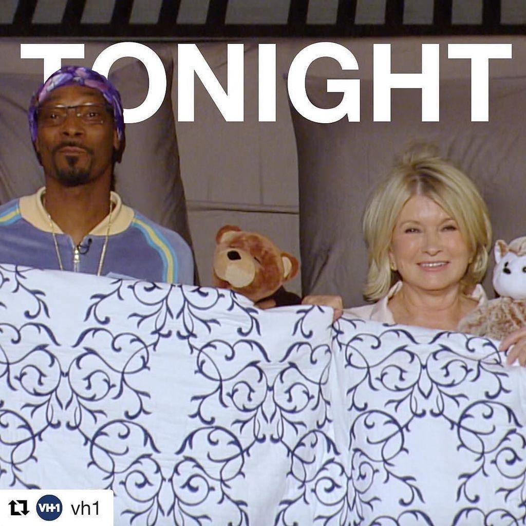 #Repost @vh1
・・・
No need to change! Enjoy breakfast in bed on an all new #MarthaAndSnoop's… https://t.co/YBmo1Bycnz https://t.co/uehaS1jgvD
