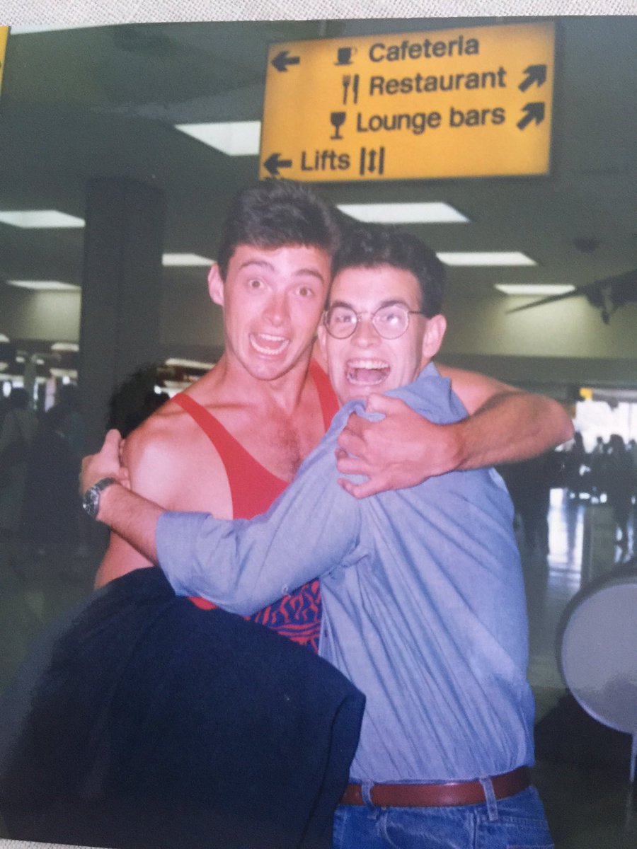 Headed to London for our gap year. December 1986 Sydney Airport with @GusWorland #ThrowbackThursday https://t.co/QZPKYKyToV