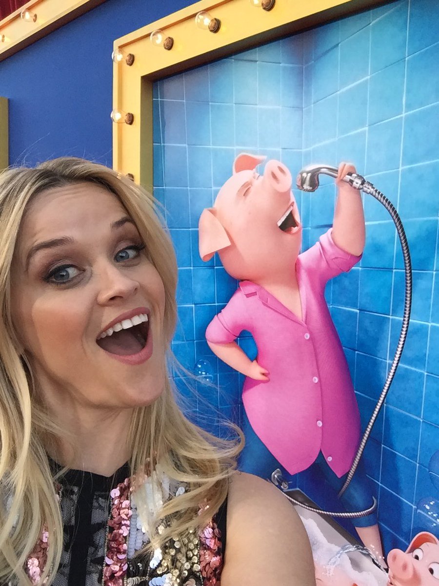 RT @singmovie: @RWitherspoon AKA Rosita is here! #SingMovie https://t.co/PYwFGjuHX6