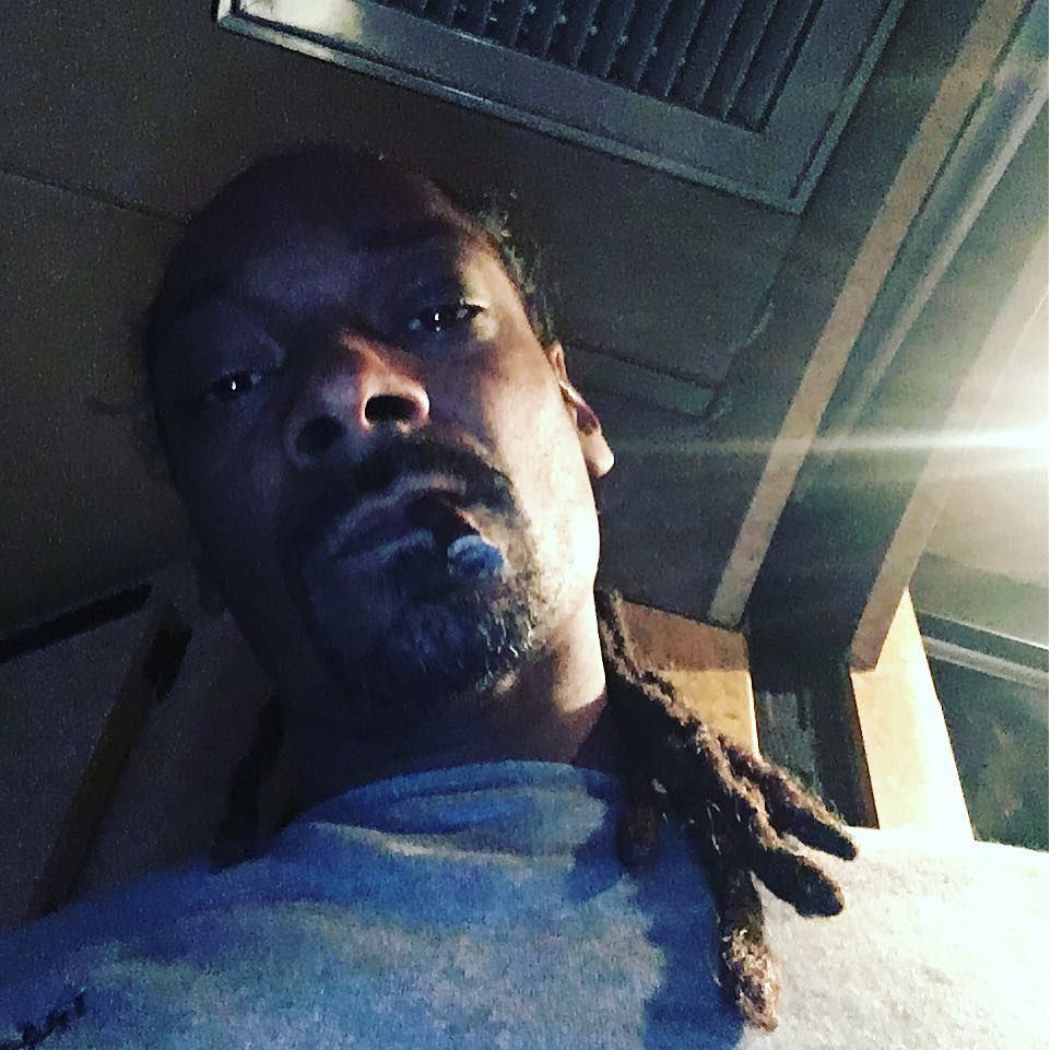 Eye c u https://t.co/cd8Q39EdIC https://t.co/17w7HGJBmv