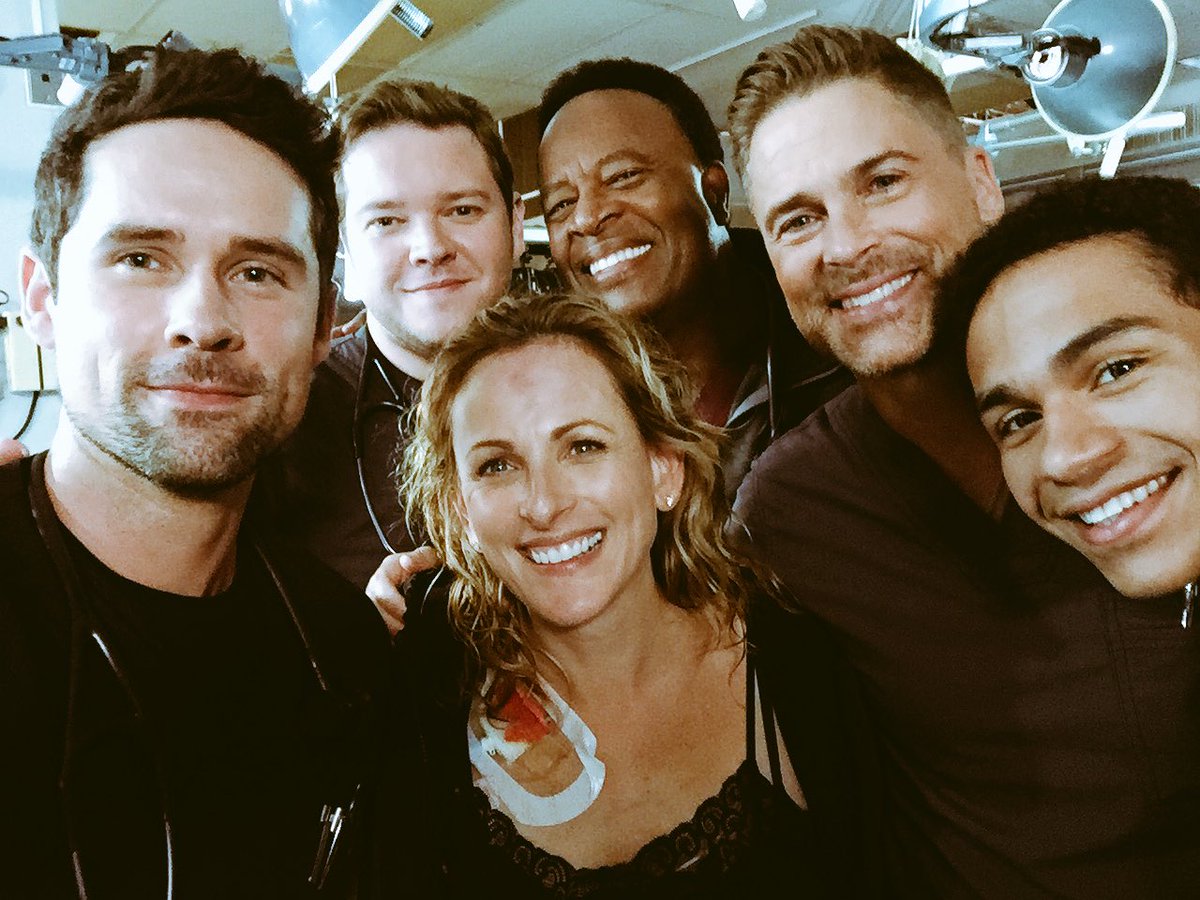 RT @hollingsworthb: Hey west coast. Your up. #CodeBlack starts now! https://t.co/IWWZSbJk5j