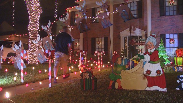 Elaborate Christmas Decorations Light Up Pecan Grove Neighborhood Elaborate Christmas decorations light up Pecan Grove neighborhood https://t.co/ - Elaborate Christmas Decorations Light Up Pecan Grove Neighborhood
