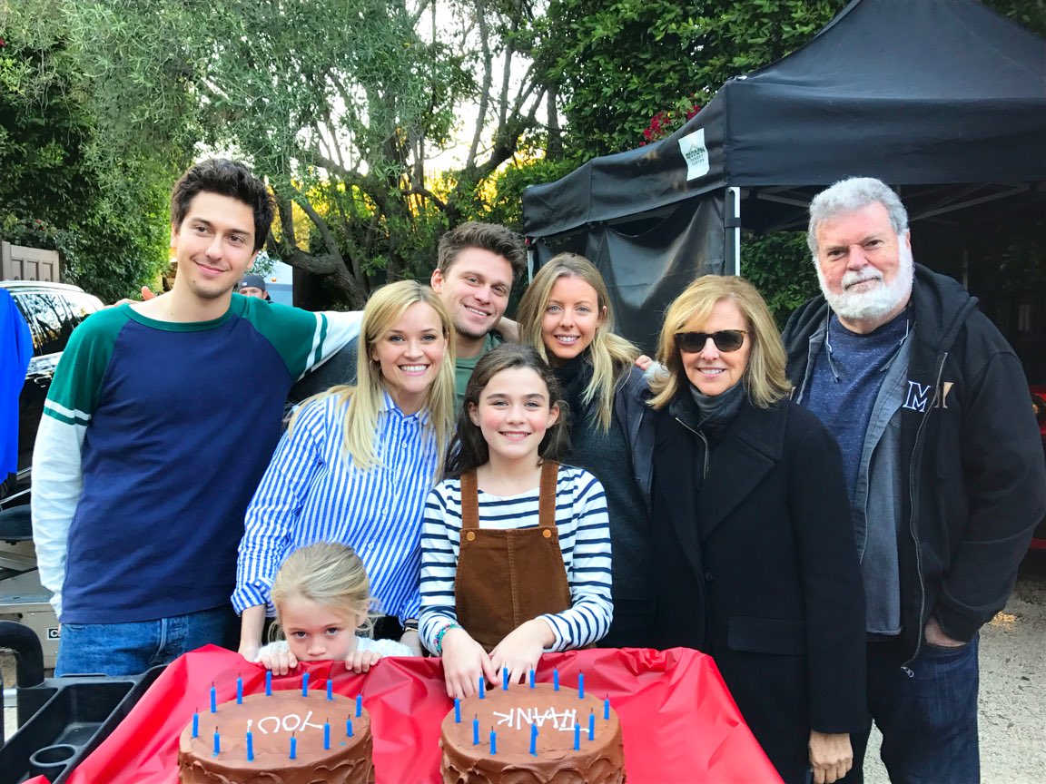 ???? my #HomeAgainMovie family!! Had so much fun on set with this talented crew! https://t.co/uHmfKbuvn2