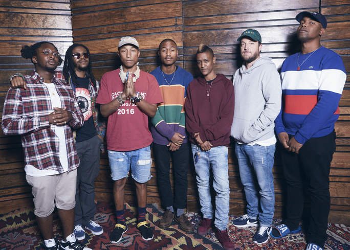 We're on #OTHERtone w/ @brokemogul and special guests @intanetz. Tune in NOW! @Beats1 https://t.co/MCdoY4F4ij https://t.co/G2UkAQpriO