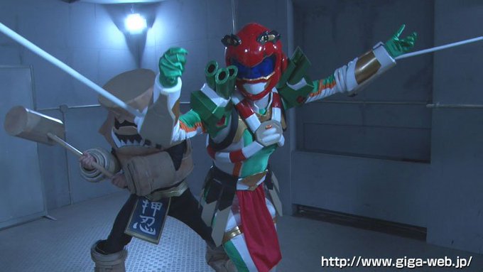 ゴジラ ウルトラマン どっちが強い メガハウス ART WORKS
