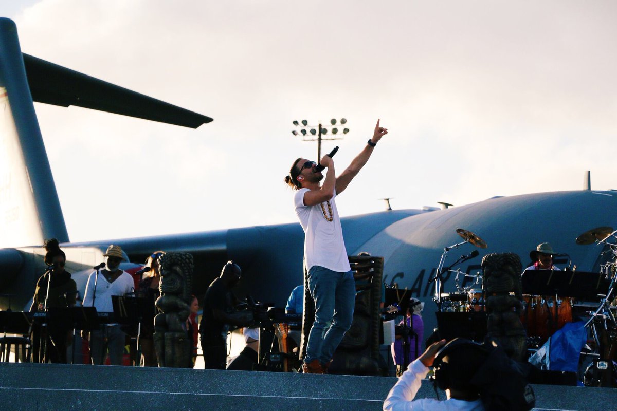 RT @PrinceRoyce: Rehearsals before #RockTheTroops tonight on @spike https://t.co/ATexYwCqIv