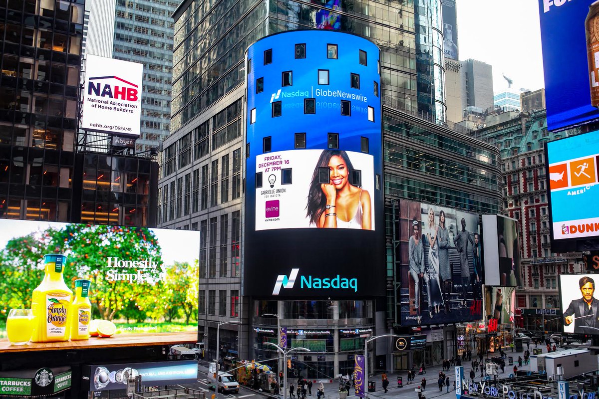 Your girl is in Times Square! So excited that my collection with #Invicta is debuting on @Evine this Friday! https://t.co/B8wHSM9iSi