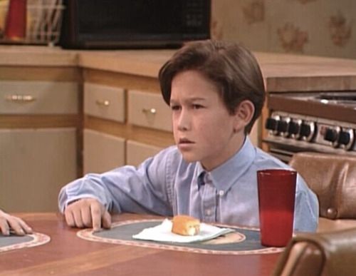 Me on Roseanne... with a Twinkie.. #FBF https://t.co/Kw6LZJBCJJ